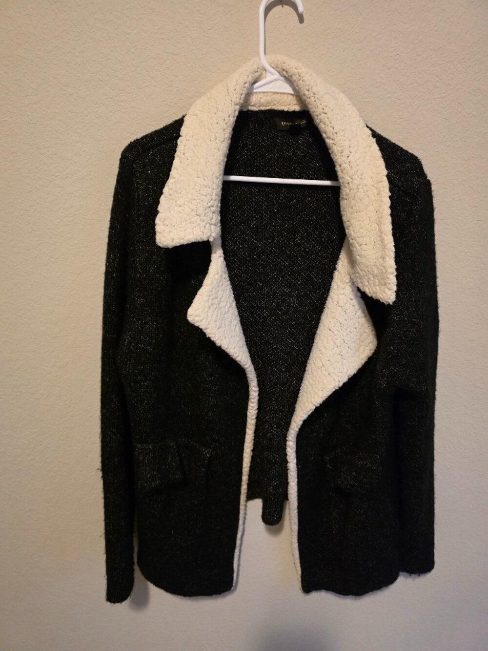 Love Tree Black & Cream Sherpa-Lined Cardigan/Jacket- Medium